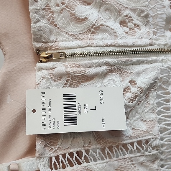 Fashion Nova Bodycon Lace Dress - Picture 4 of 7